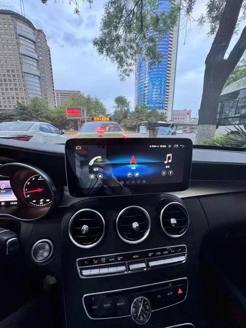 奔驰b200时尚型/奔驰b200时尚型carplay